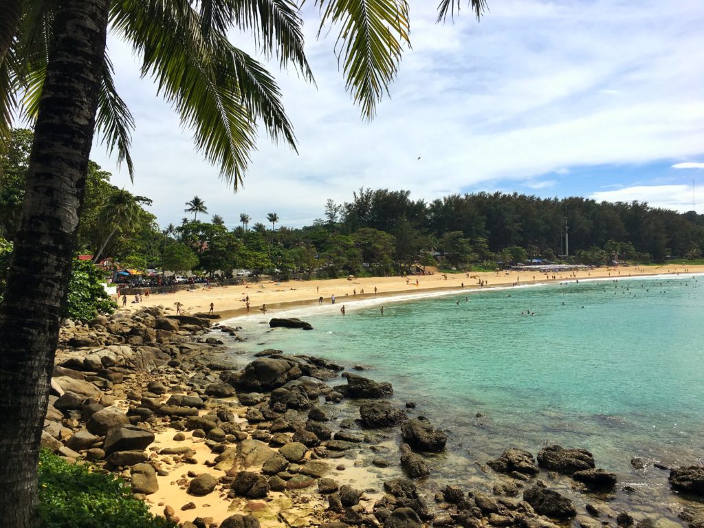 La spiaggia di Nai Harn : Phuket, la perla delle Andamane